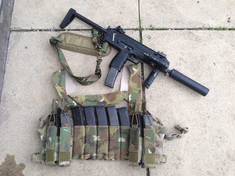 SMG Chest Rig