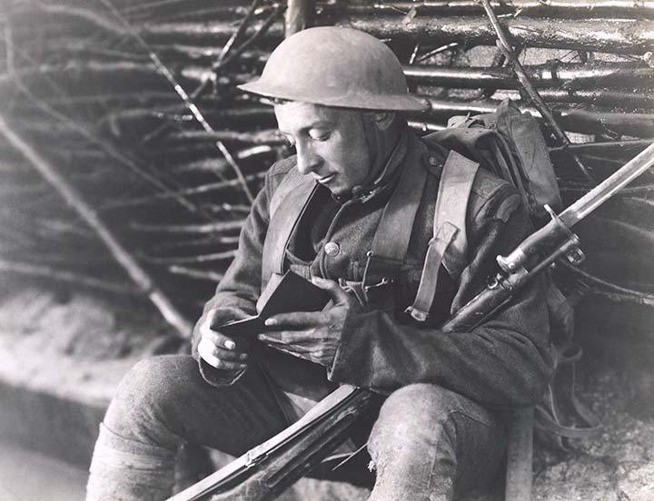 banned weapons of war WW1 SOLDIER READING DIARY