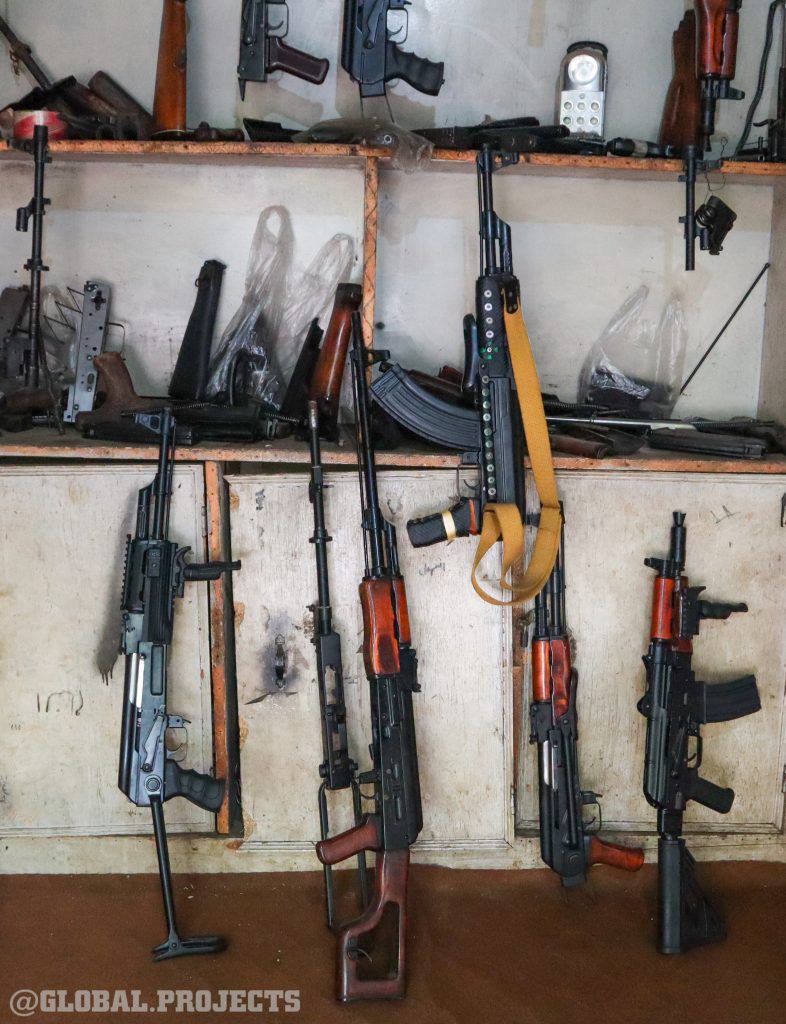 Extreme tourism in the gun markets of Pakistan