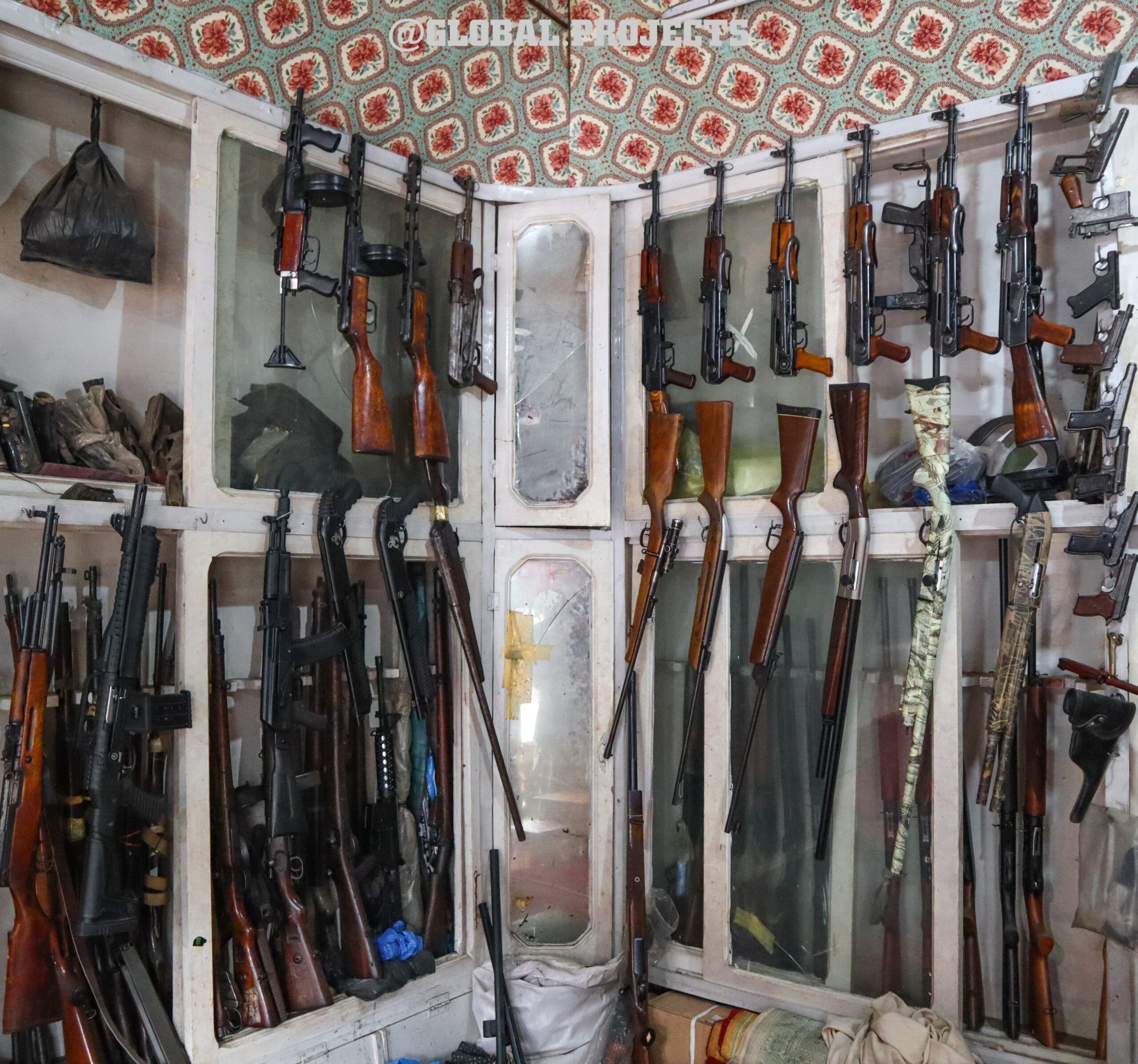 Extreme Tourism in the Gun Markets of Pakistan » Reaper Feed