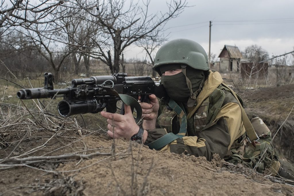 20 Epic Photos From Donetsk by War Photographer Guillaume Chauvin