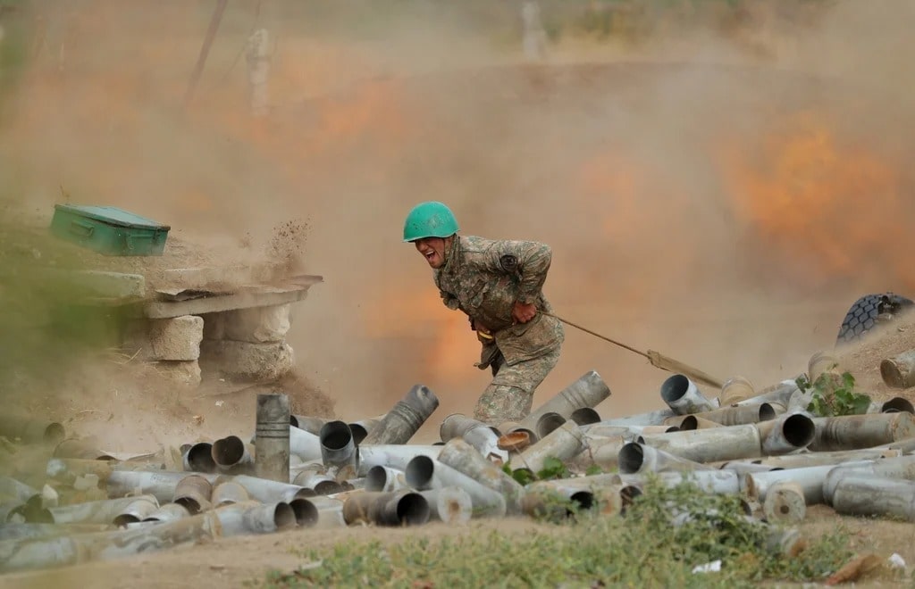 Armenian Journalist Pinned Down and Shot by Azeri Sniper on Camera